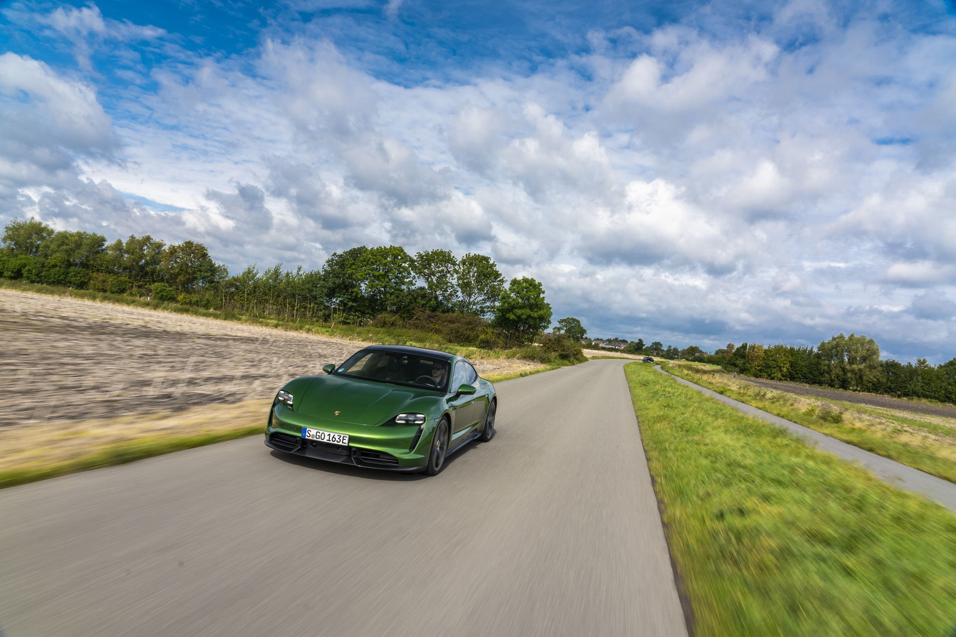 Prueba Porsche Taycan 120