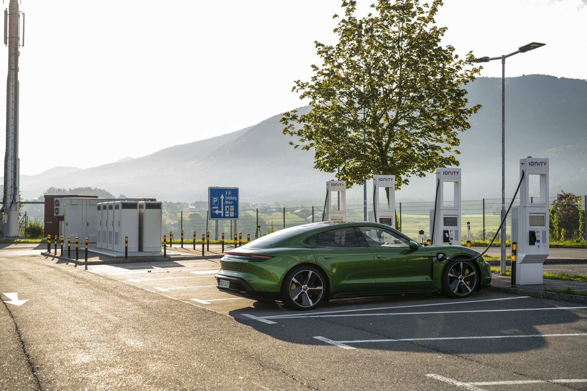Prueba Porsche Taycan 175