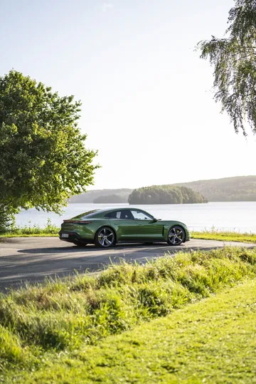 Prueba Porsche Taycan 190