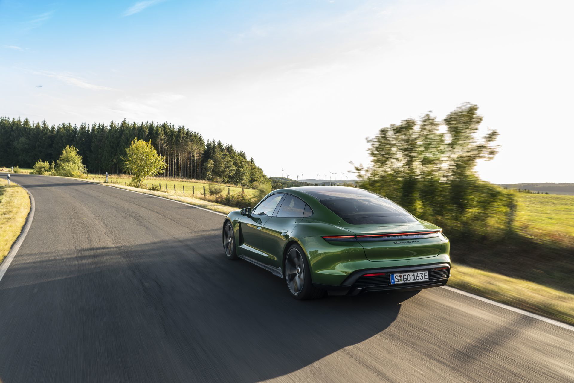 Prueba Porsche Taycan 75