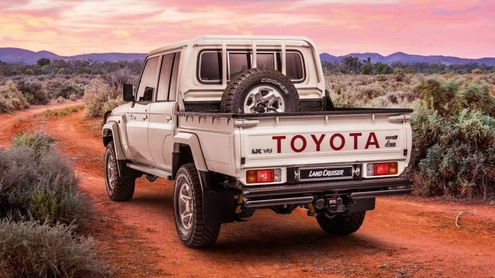 Toyota Land Cruiser Namib 0919 006