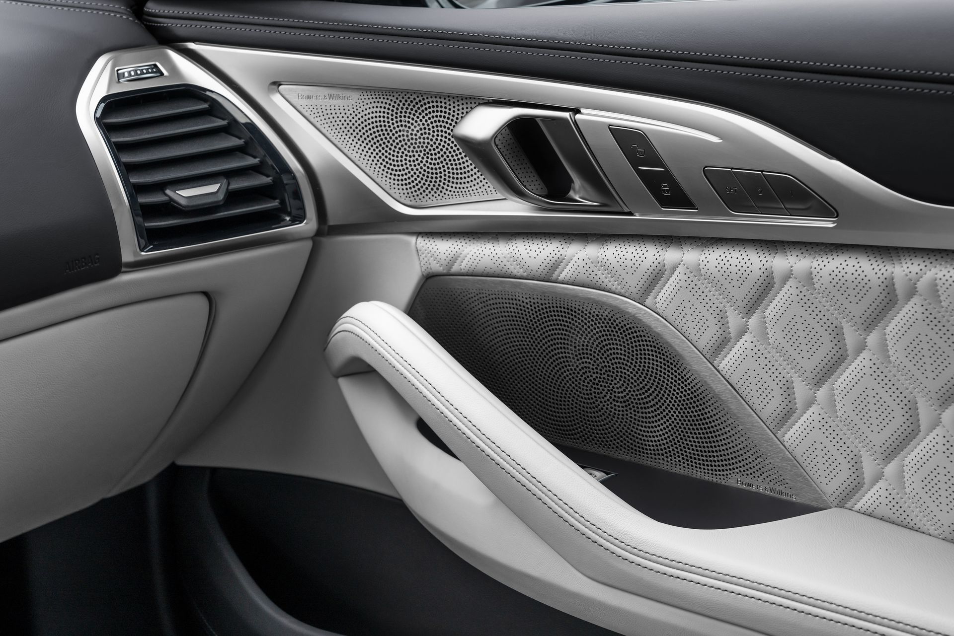 Bmw M8 Gran Coupe 13