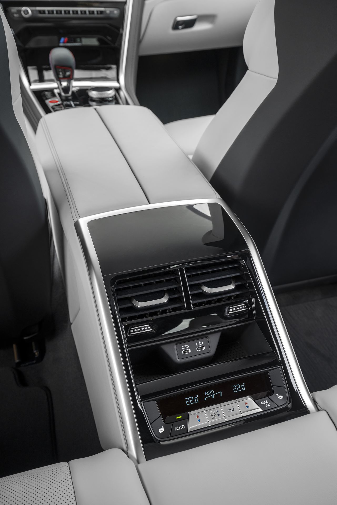 Bmw M8 Gran Coupe 14