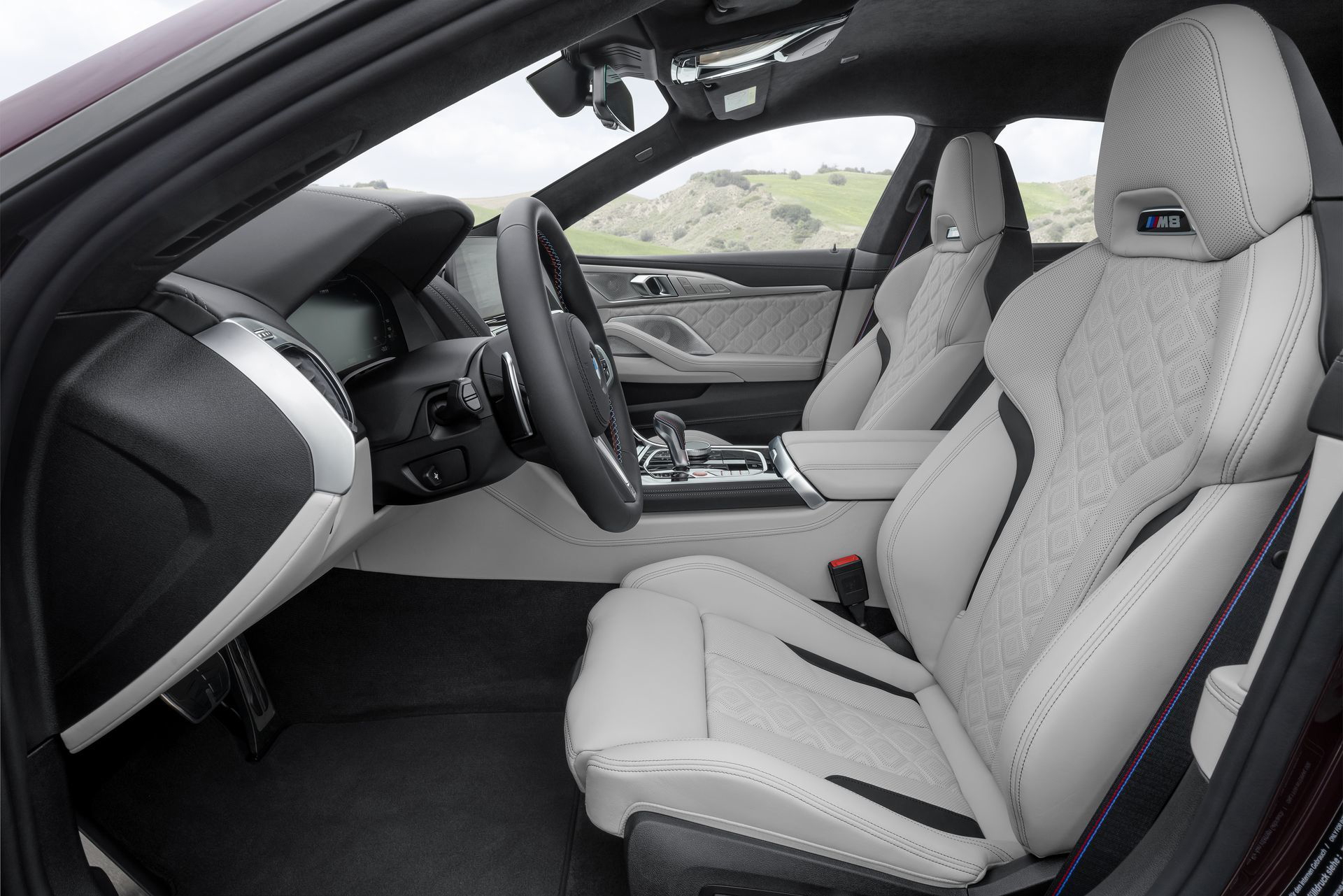 Bmw M8 Gran Coupe 25