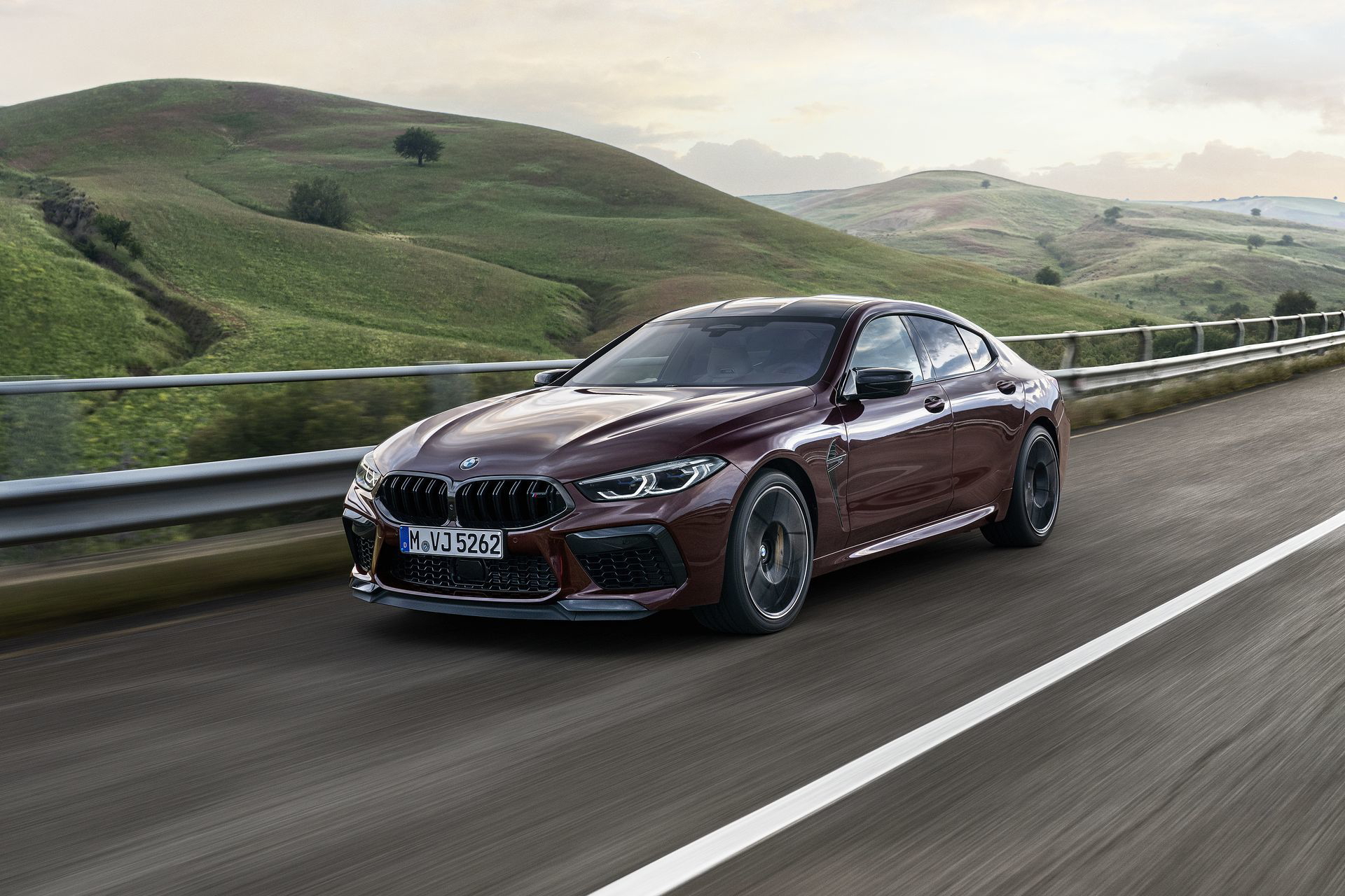 Bmw M8 Gran Coupe 35