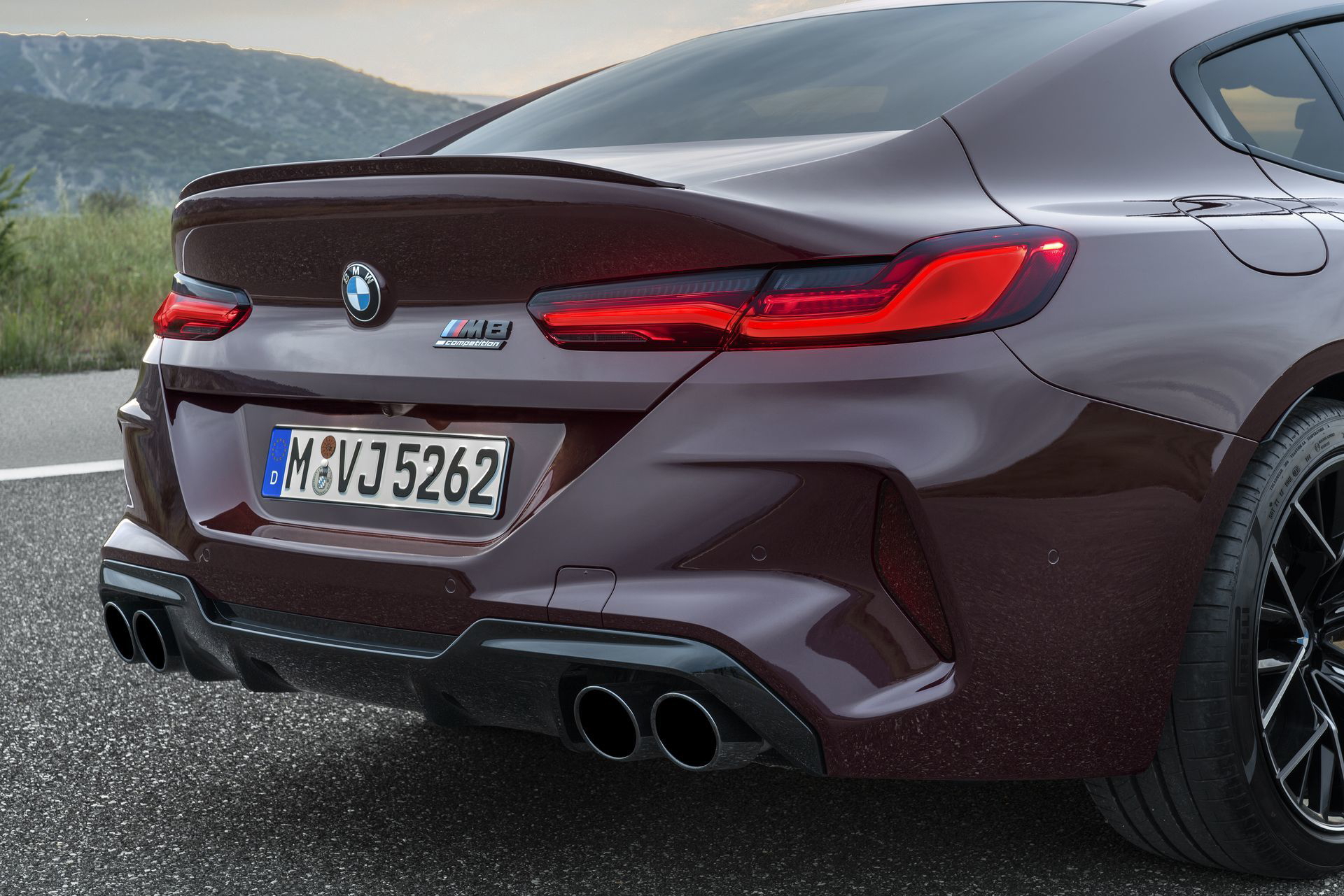 Bmw M8 Gran Coupe 75