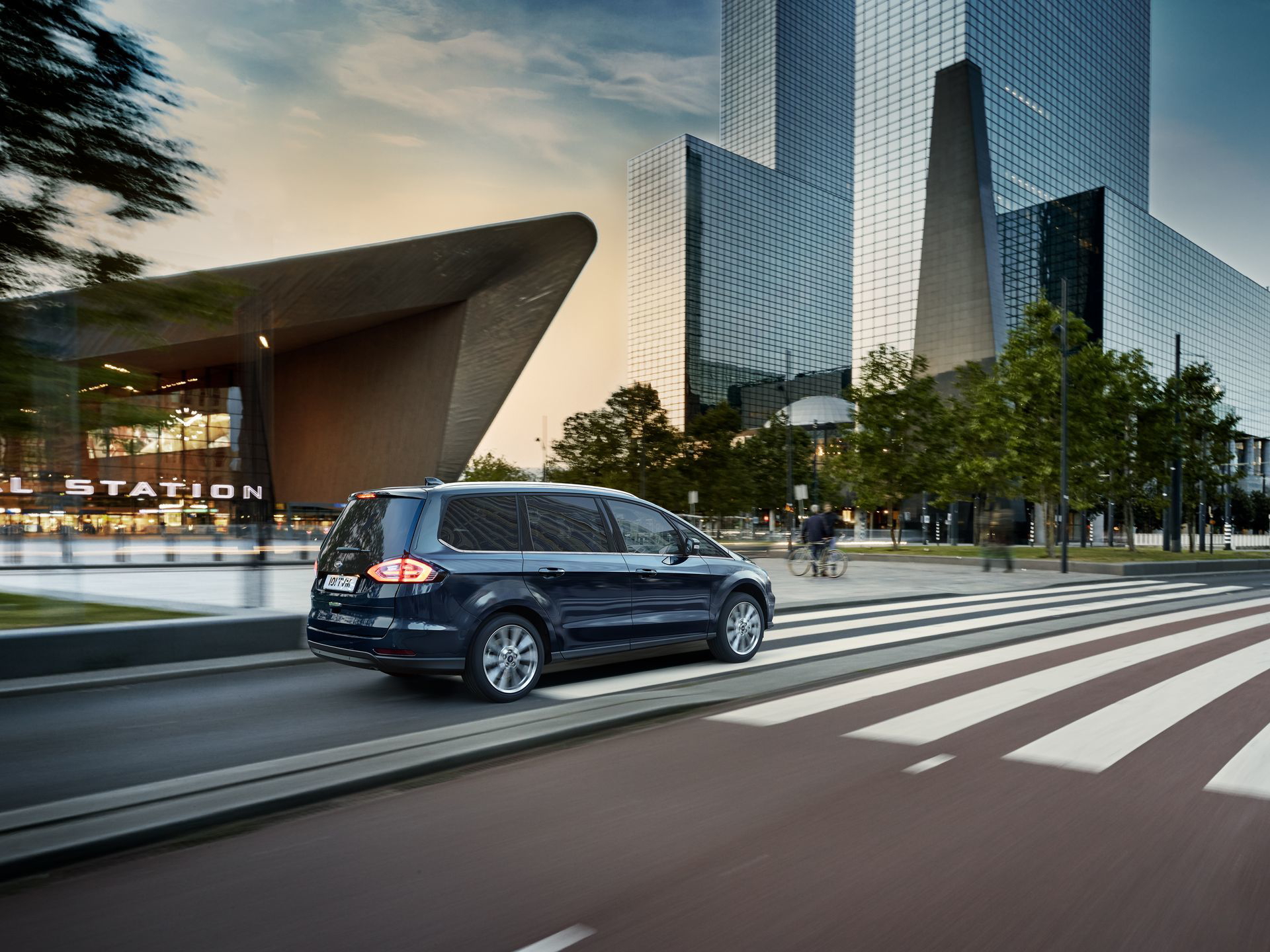 2019 Ford Galaxy