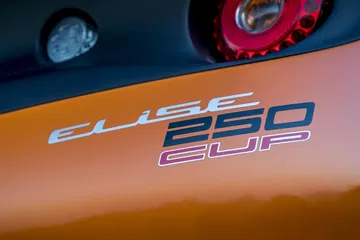 Lotus Elise 250 Cup 1019 018