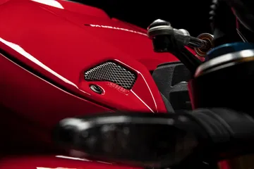 My20 Ducati Streetfigher V4 S 13 Uc101696 Mid