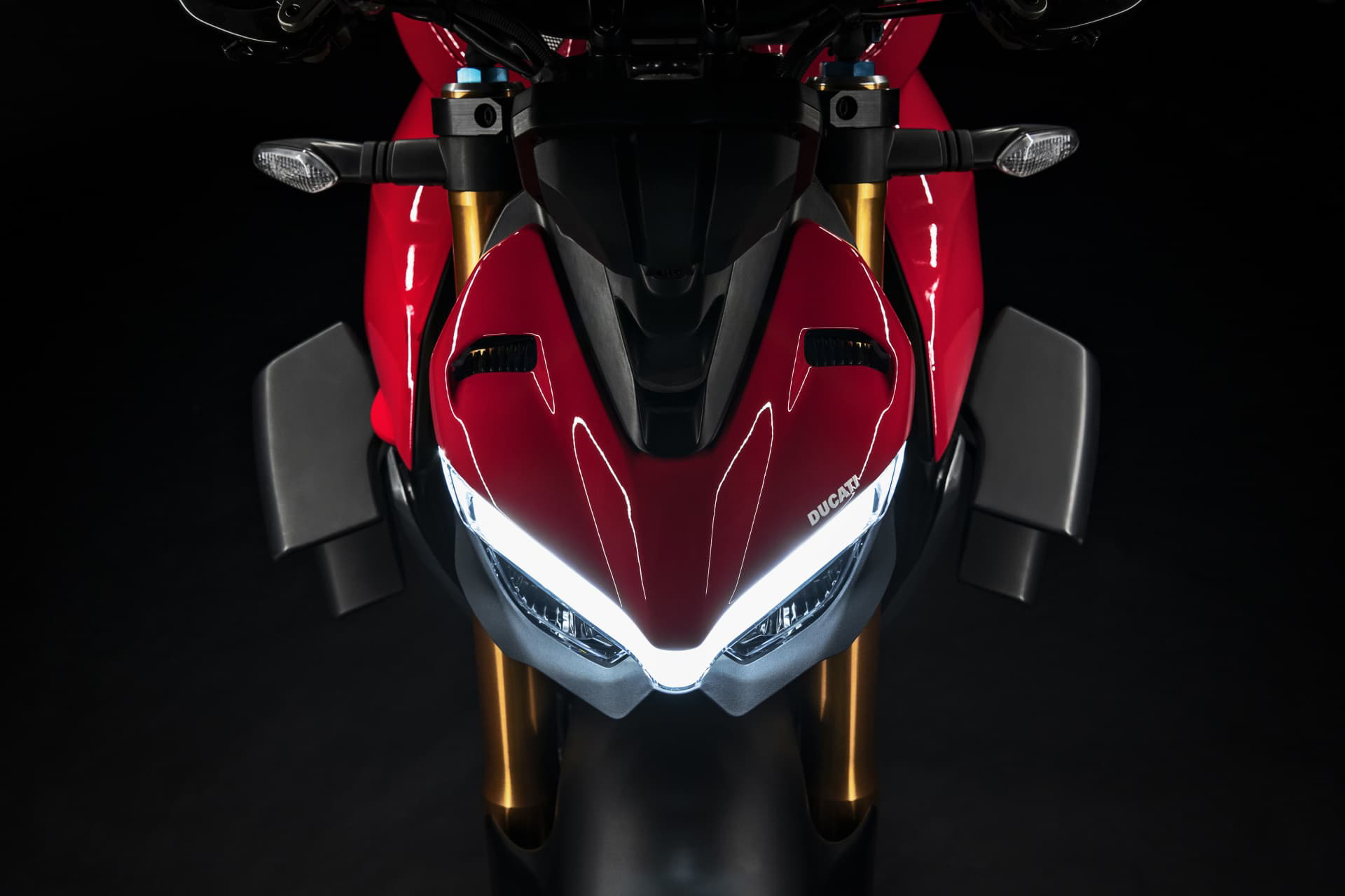 My20 Ducati Streetfigher V4 S 19 Uc101702 Mid