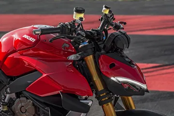 My20 Ducati Streetfighter V4 S Ambience 30 Uc101652 Mid