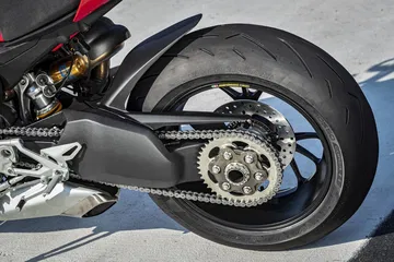My20 Ducati Streetfighter V4 S Ambience 33 Uc101655 Mid