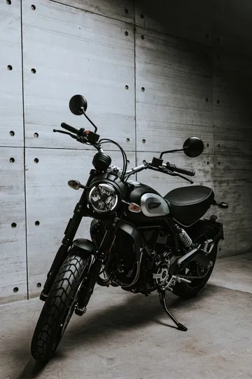 My20 Ducatiscrambler Icon Dark 19 Uc101440 Mid