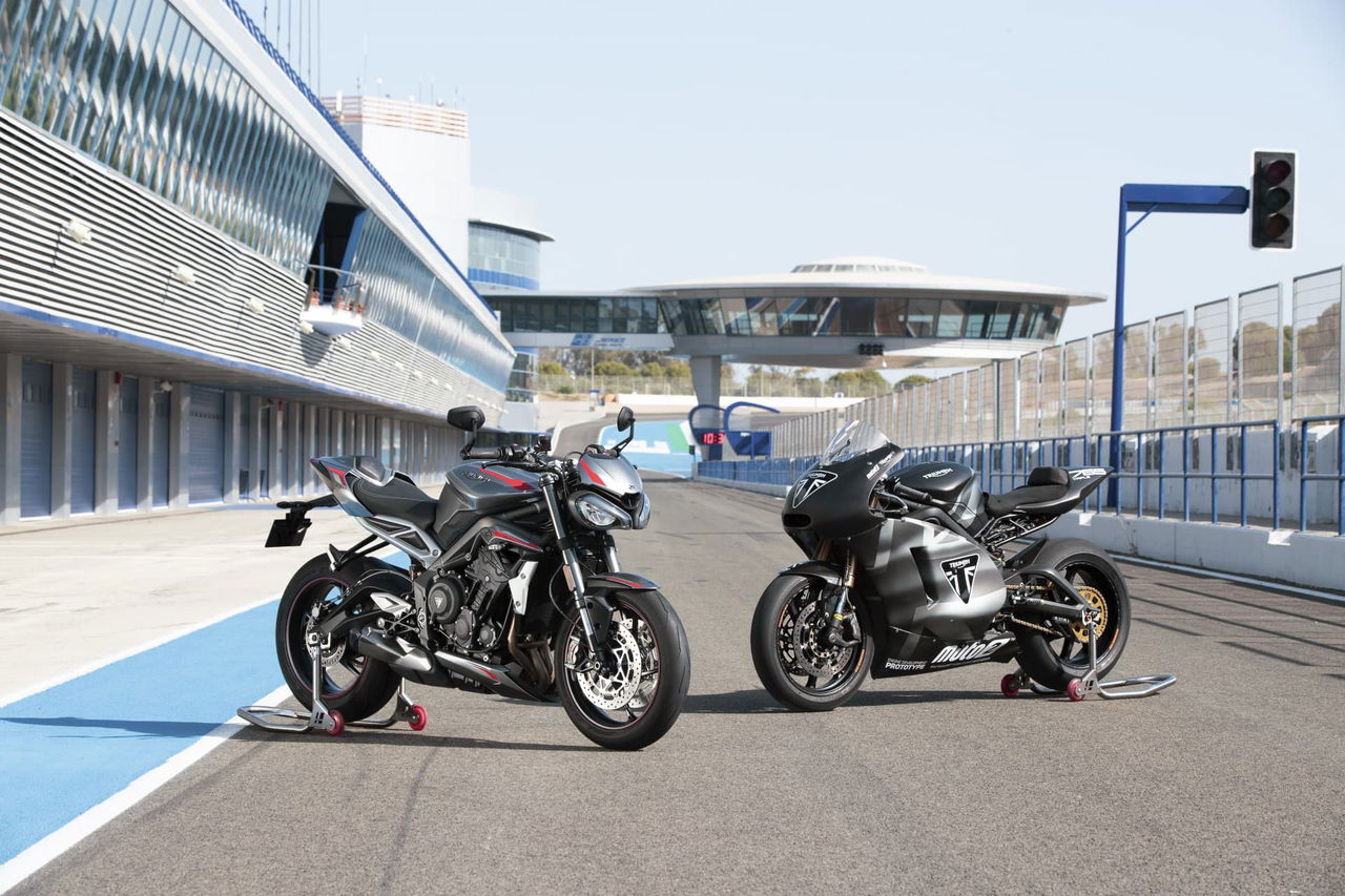 New Street Triple Rs And Moto2 Prototype Static Location 