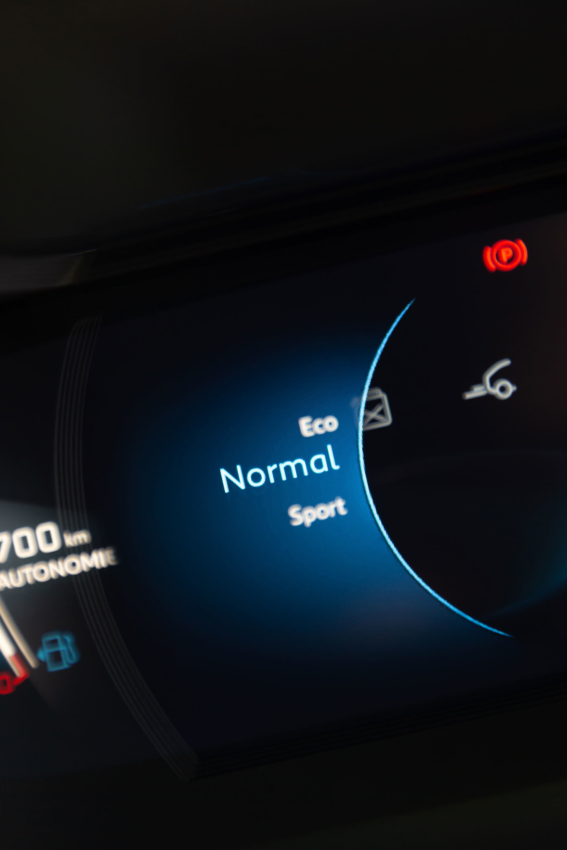 Peugeot 208 Gt Line 2019 Amarillo 102