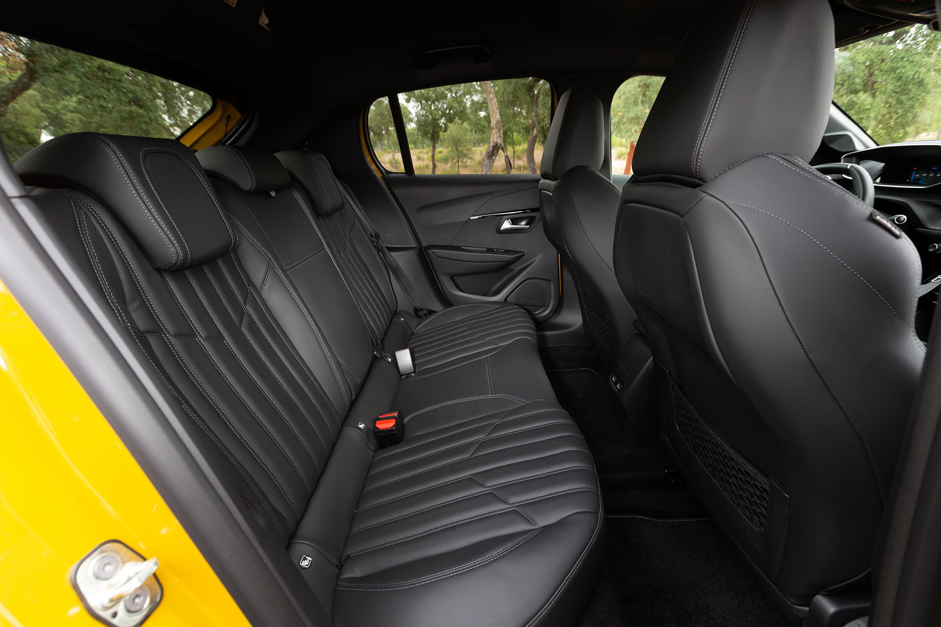 Peugeot 208 Gt Line 2019 Amarillo 110