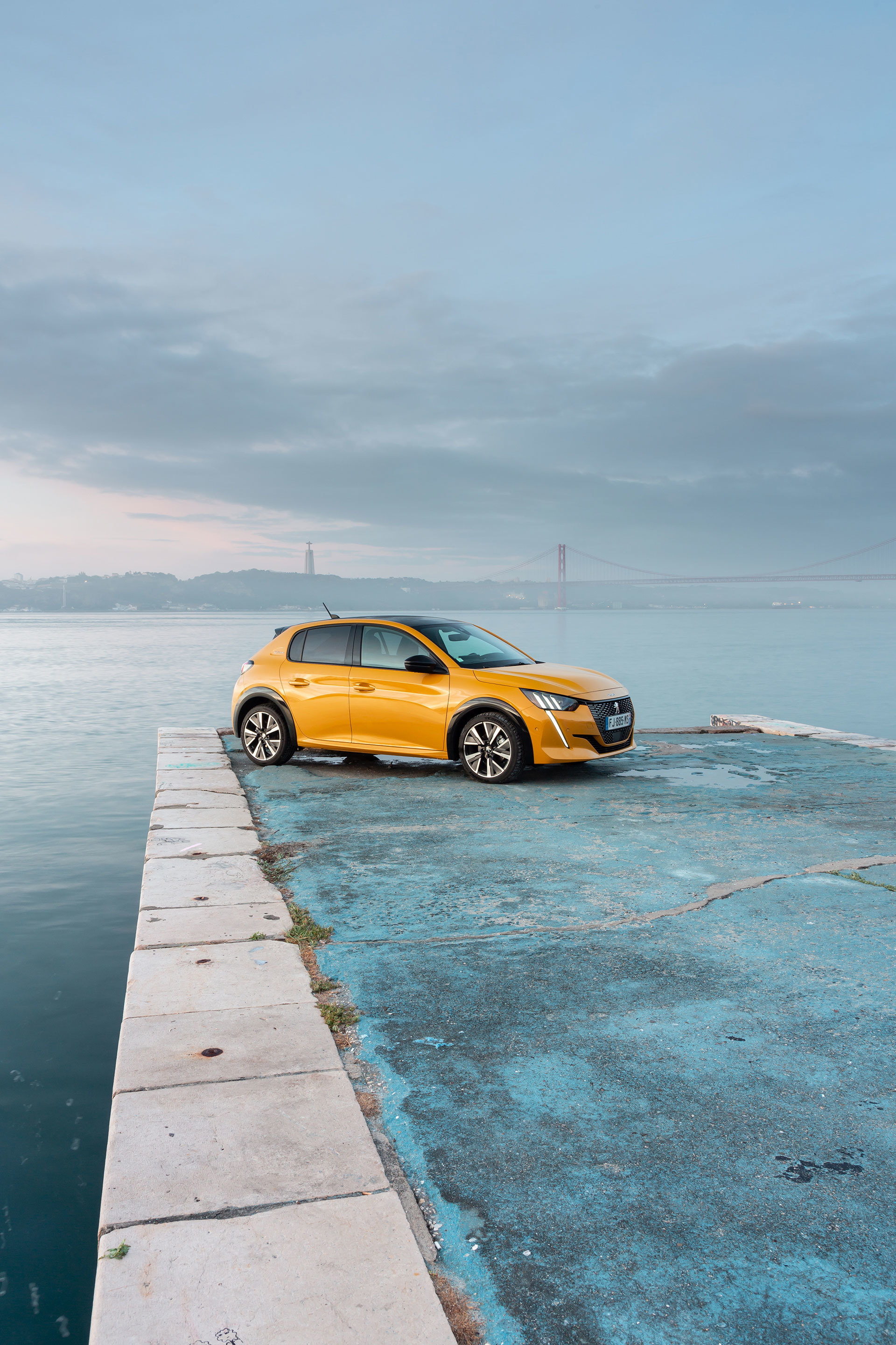 Peugeot 208 Gt Line 2019 Amarillo 114
