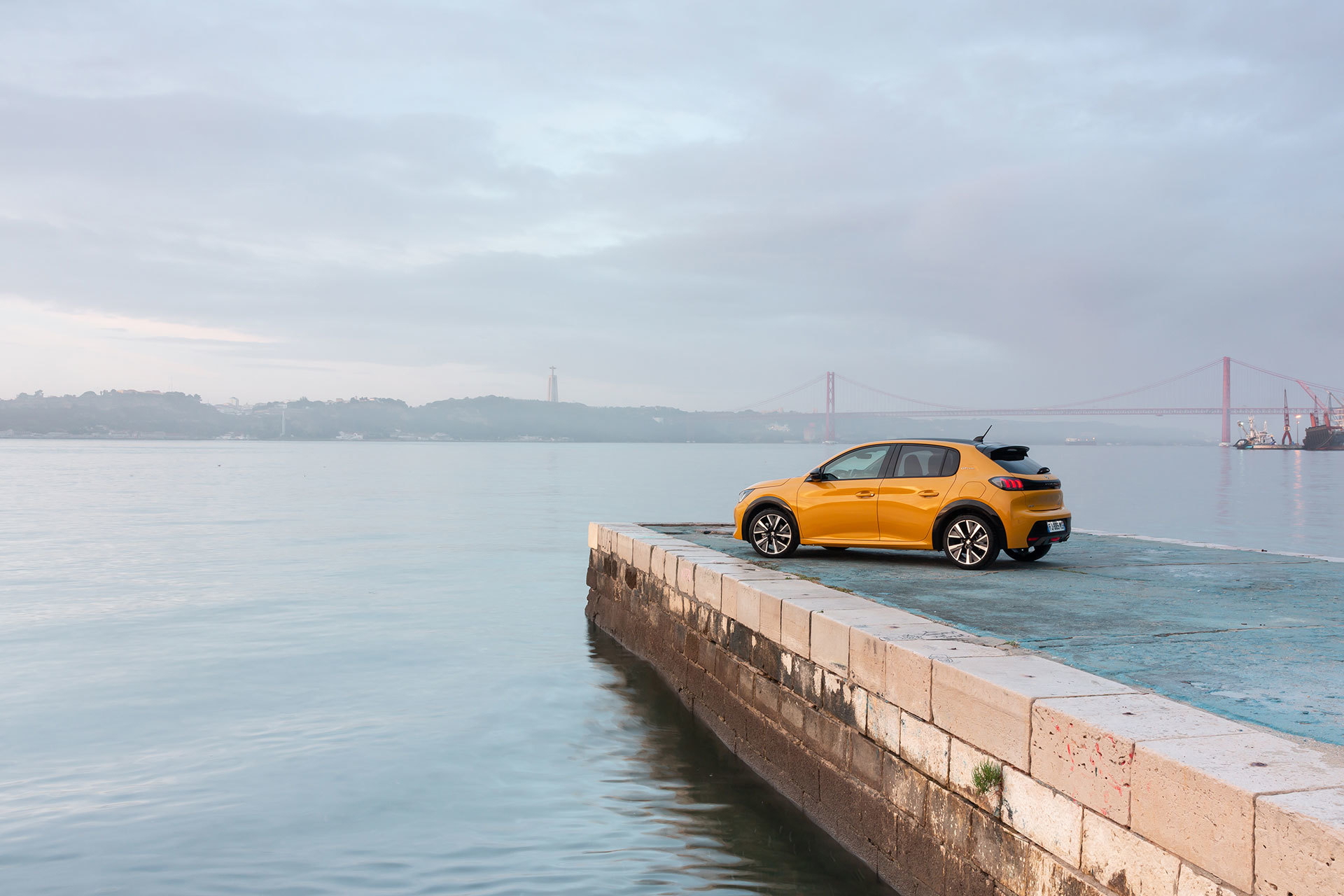Peugeot 208 Gt Line 2019 Amarillo 124