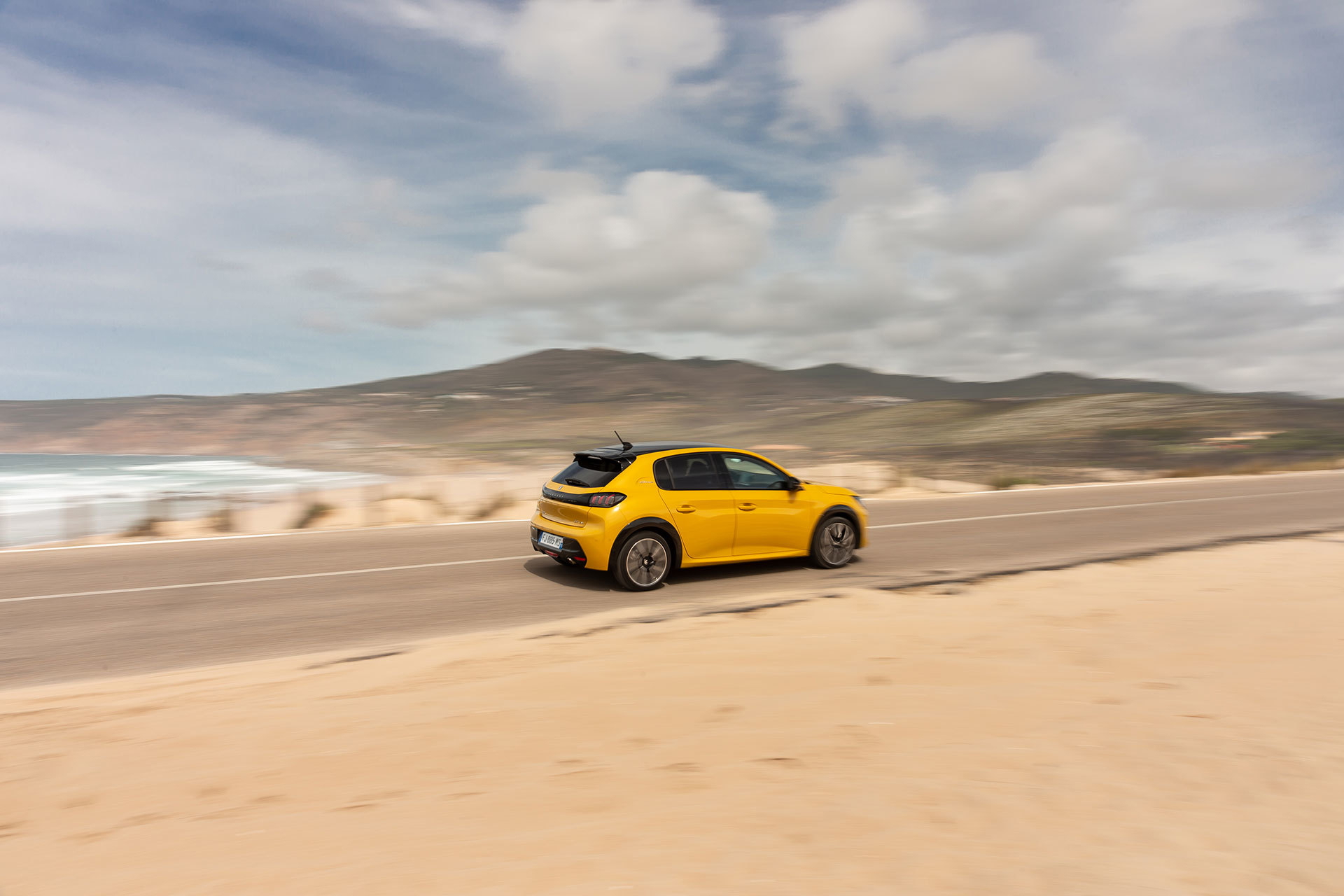 Peugeot 208 Gt Line 2019 Amarillo 155