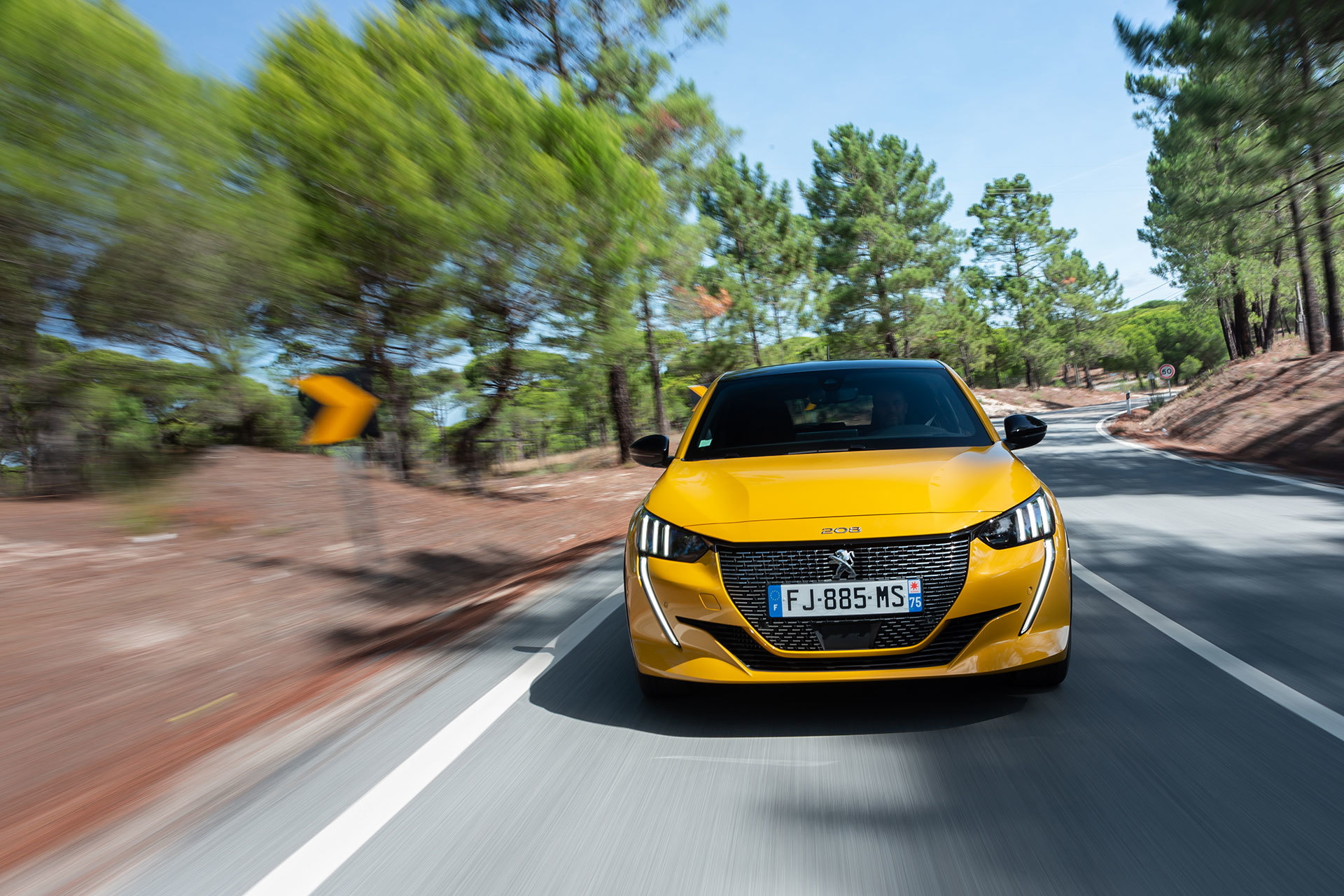 Peugeot 208 Gt Line 2019 Amarillo 163