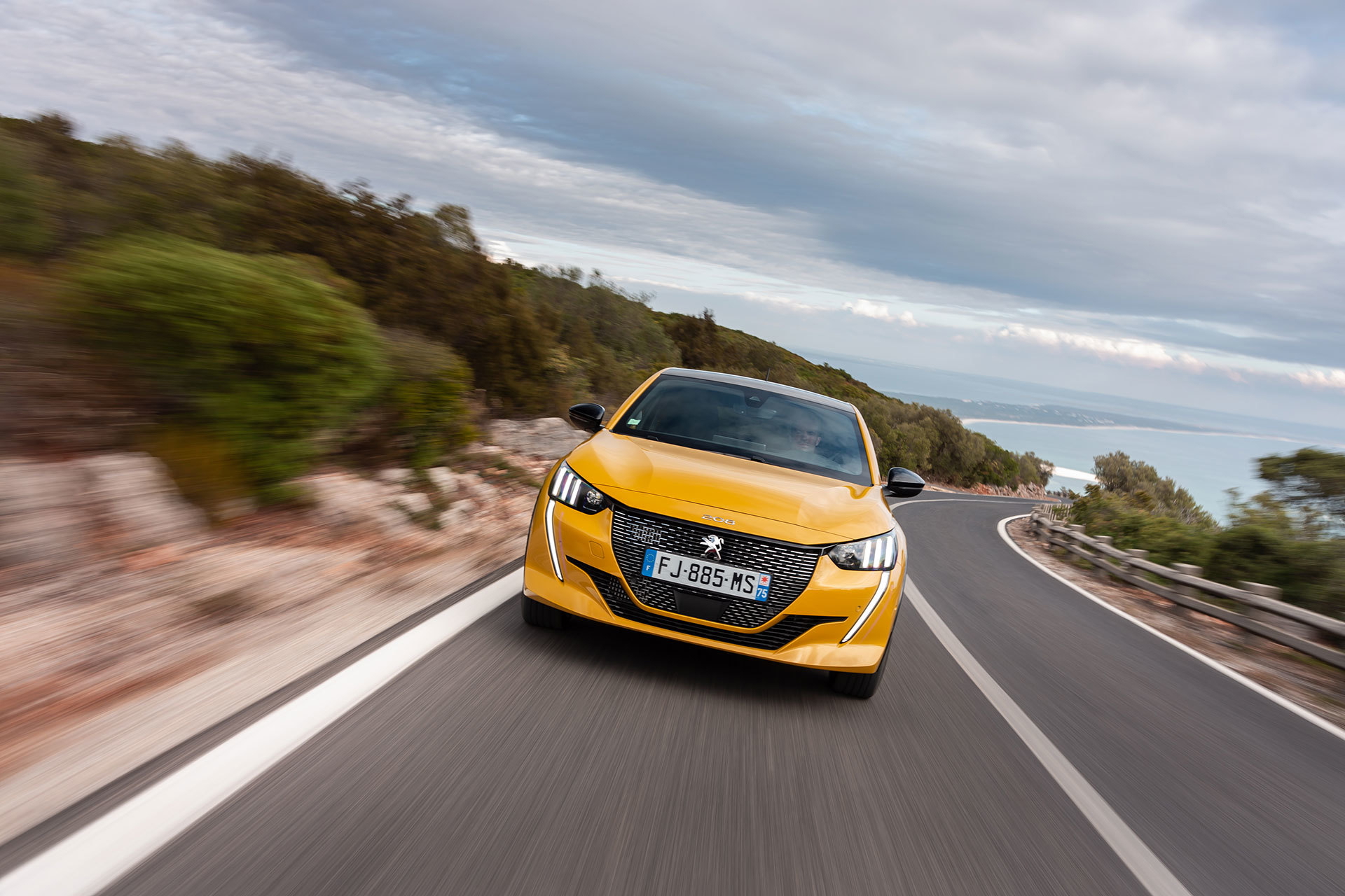 Peugeot 208 Gt Line 2019 Amarillo 19