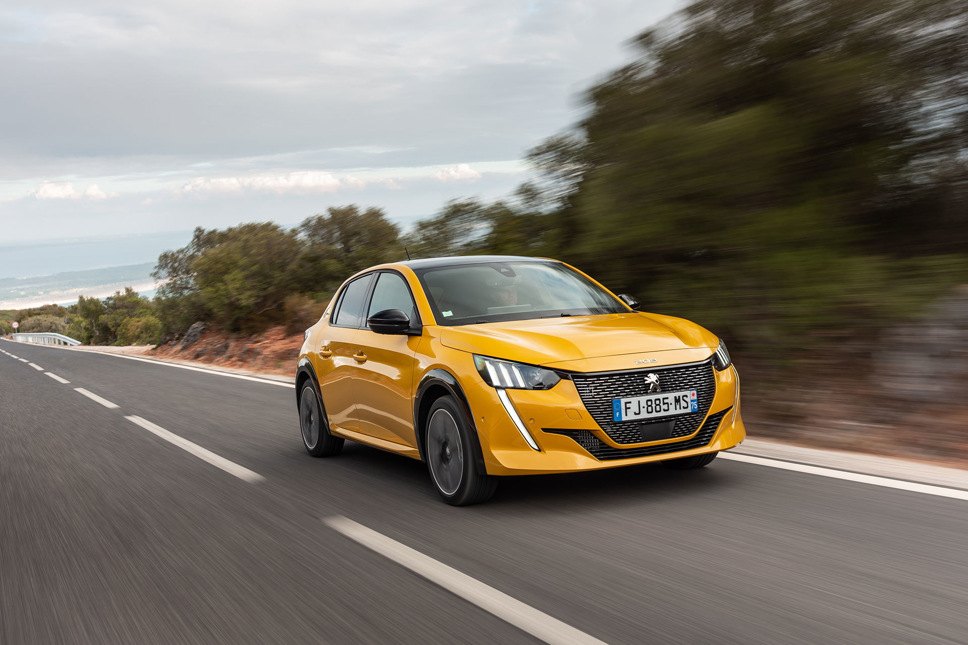 Peugeot 208 Gt Line 2019 Amarillo 21