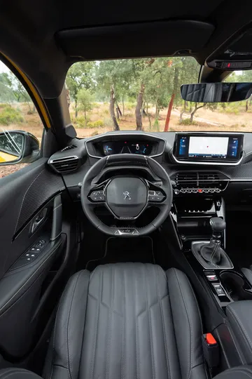 Peugeot 208 Gt Line 2019 Amarillo 48
