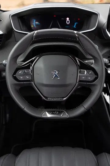 Peugeot 208 Gt Line 2019 Amarillo 52