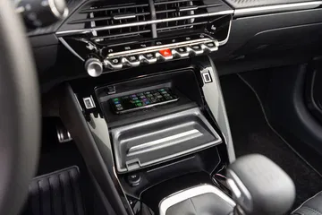 Peugeot 208 Gt Line 2019 Amarillo 65