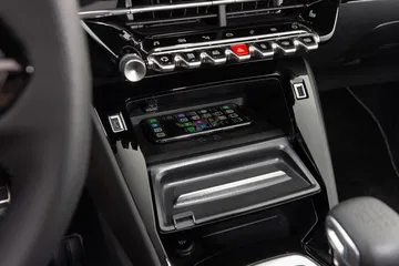 Peugeot 208 Gt Line 2019 Amarillo 66