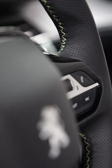 Peugeot 208 Gt Line 2019 Amarillo 83