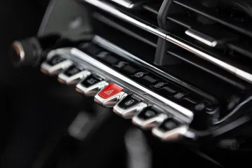 Peugeot 208 Gt Line 2019 Amarillo 89