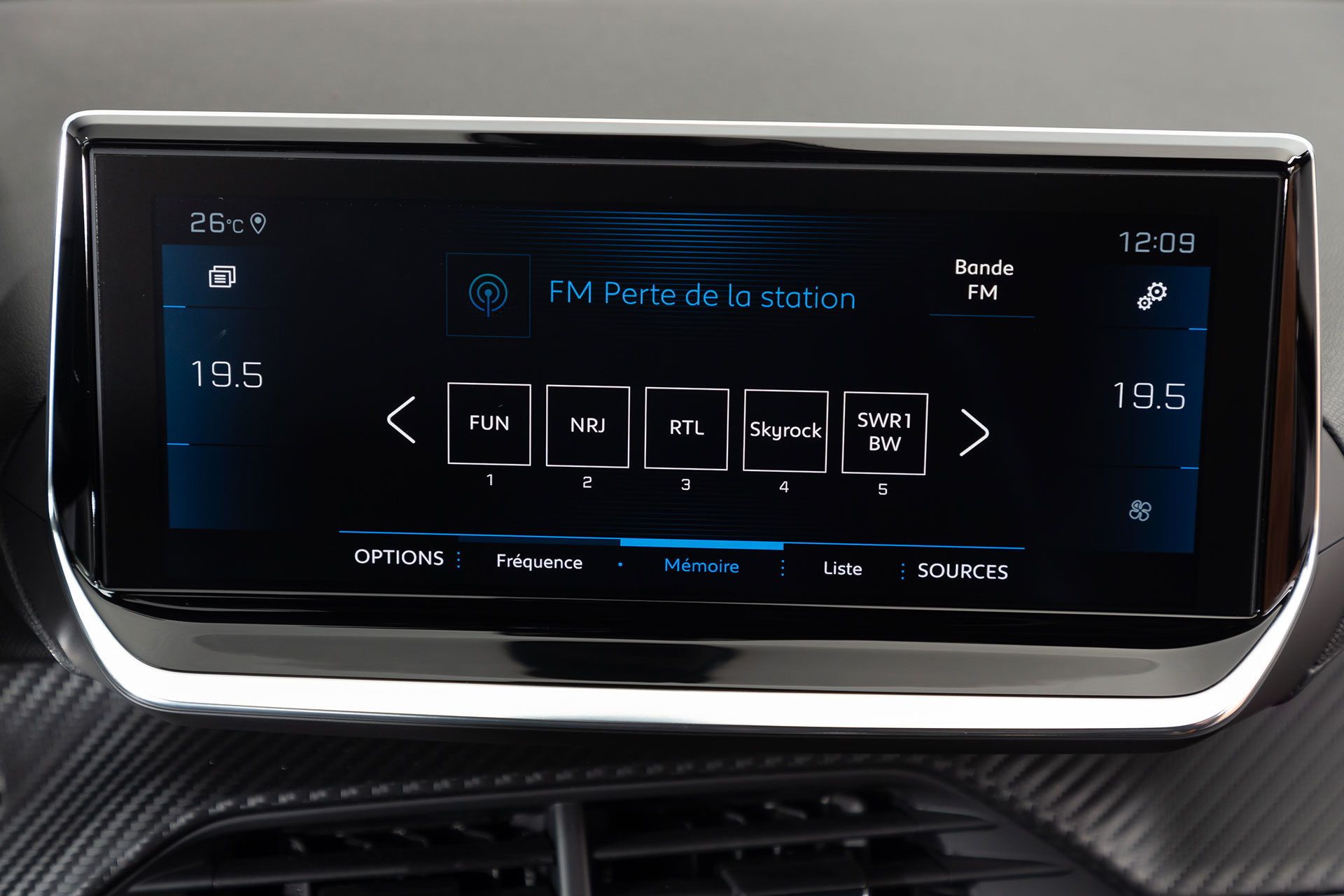 Peugeot 208 Gt Line 2019 Amarillo 94