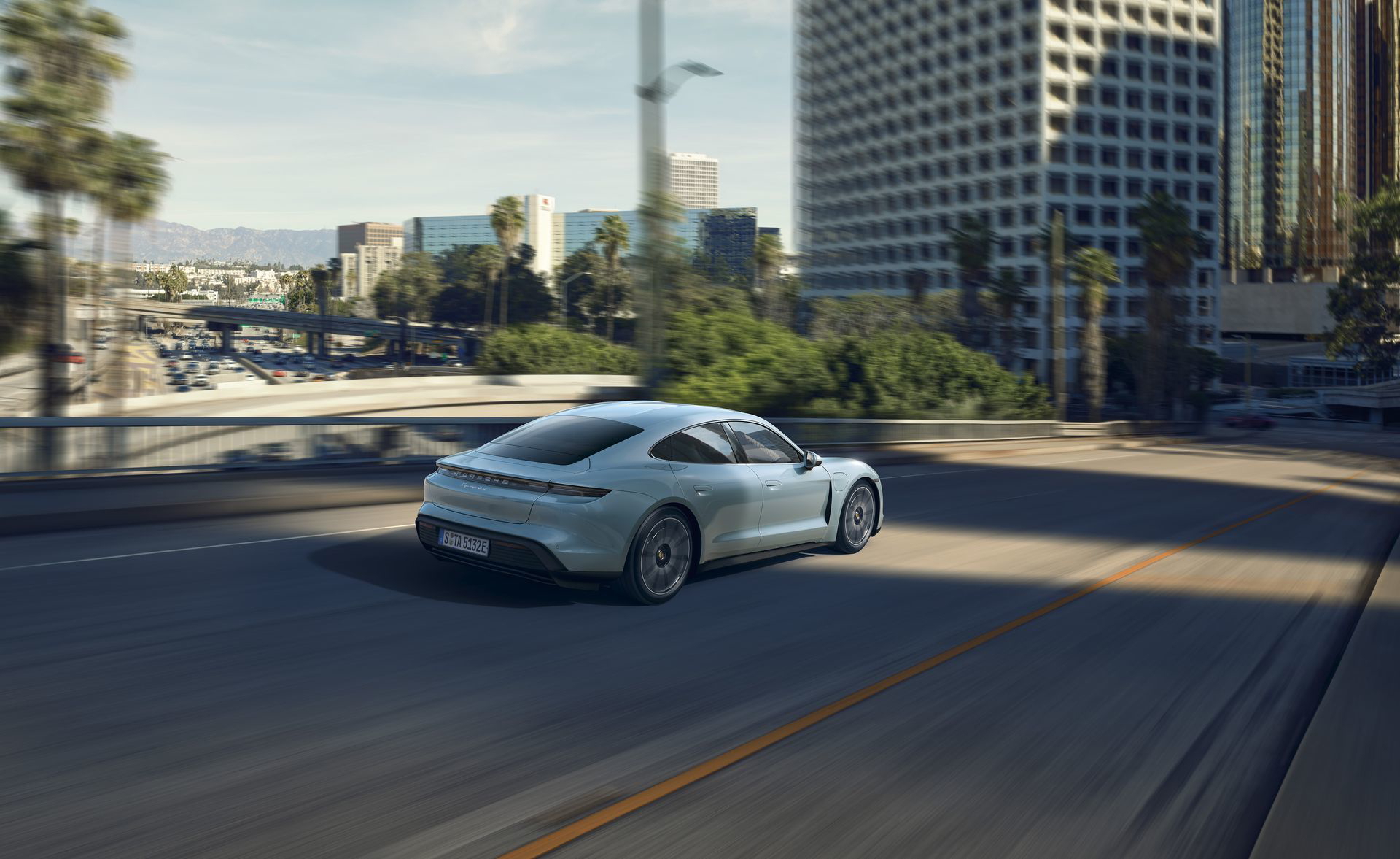 Porsche Taycan 4s 2020 10