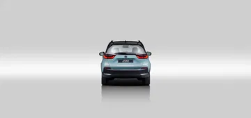 Vista trasera completa del Honda Jazz mostrando faros y diseño de parachoques.