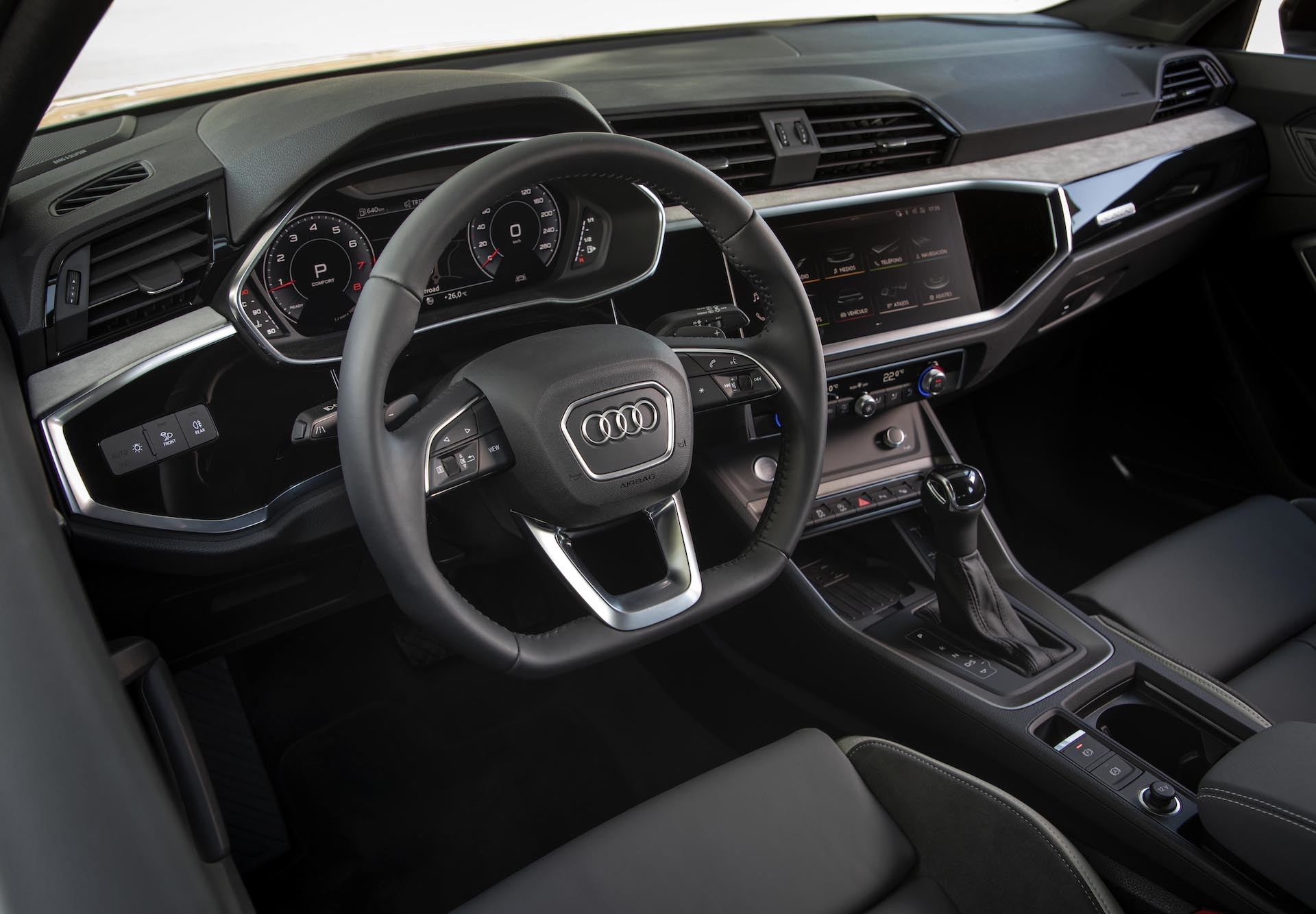 Volante multifunción del Audi Q3 Sportback con acabados de alta calidad