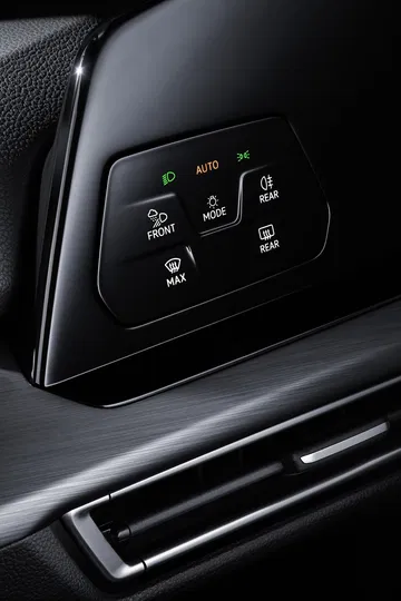 Volkswagen Golf 2020 1019 009