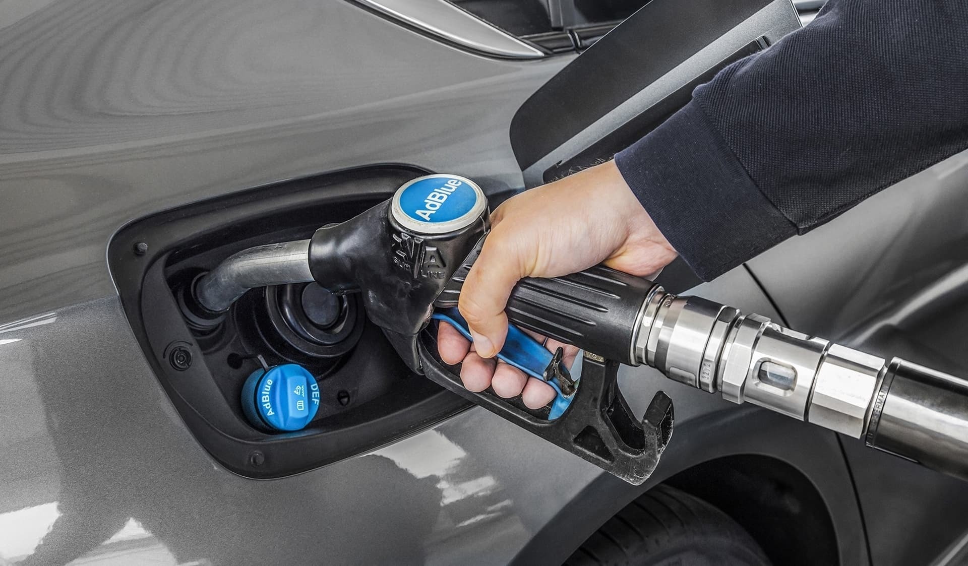 El aditivo para proteger los coches diésel con AdBlue más vendido de  , a menos de 11 euros