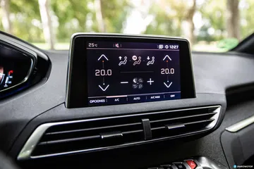 Citroen C5 Aircross Vs Peugeot 3008 49