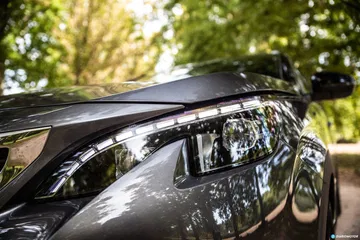 Citroen C5 Aircross Vs Peugeot 3008 64