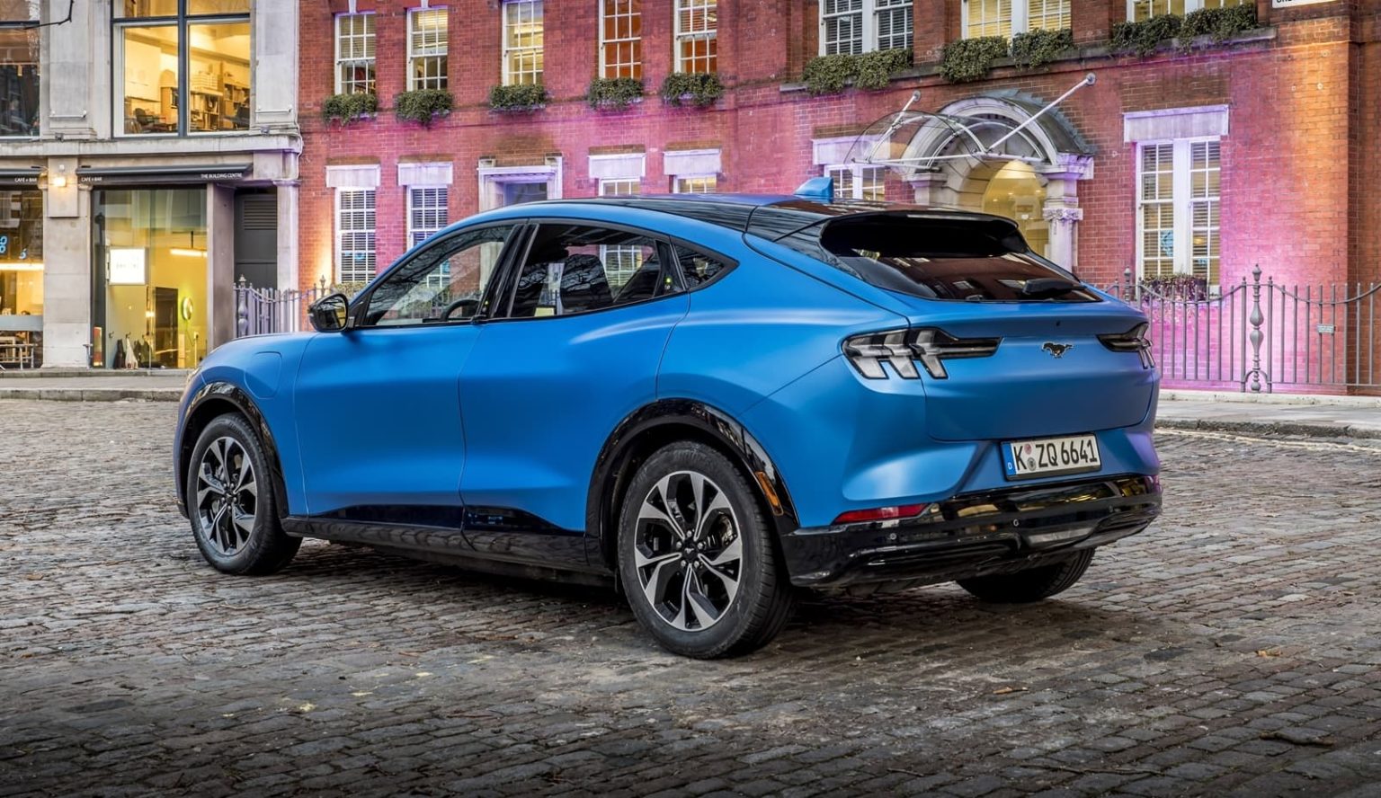 Asi Es El Ford Mustang Mach E Gt De Mas De 70 000 Euros Que Llega A Espana De Momento Con Precio Provisional Diariomotor Asi Es El Ford Mustang Mach E Gt De Mas De 70 000 Euros Que Llega A Espana De Momento Con Precio Provisional Diariomotor