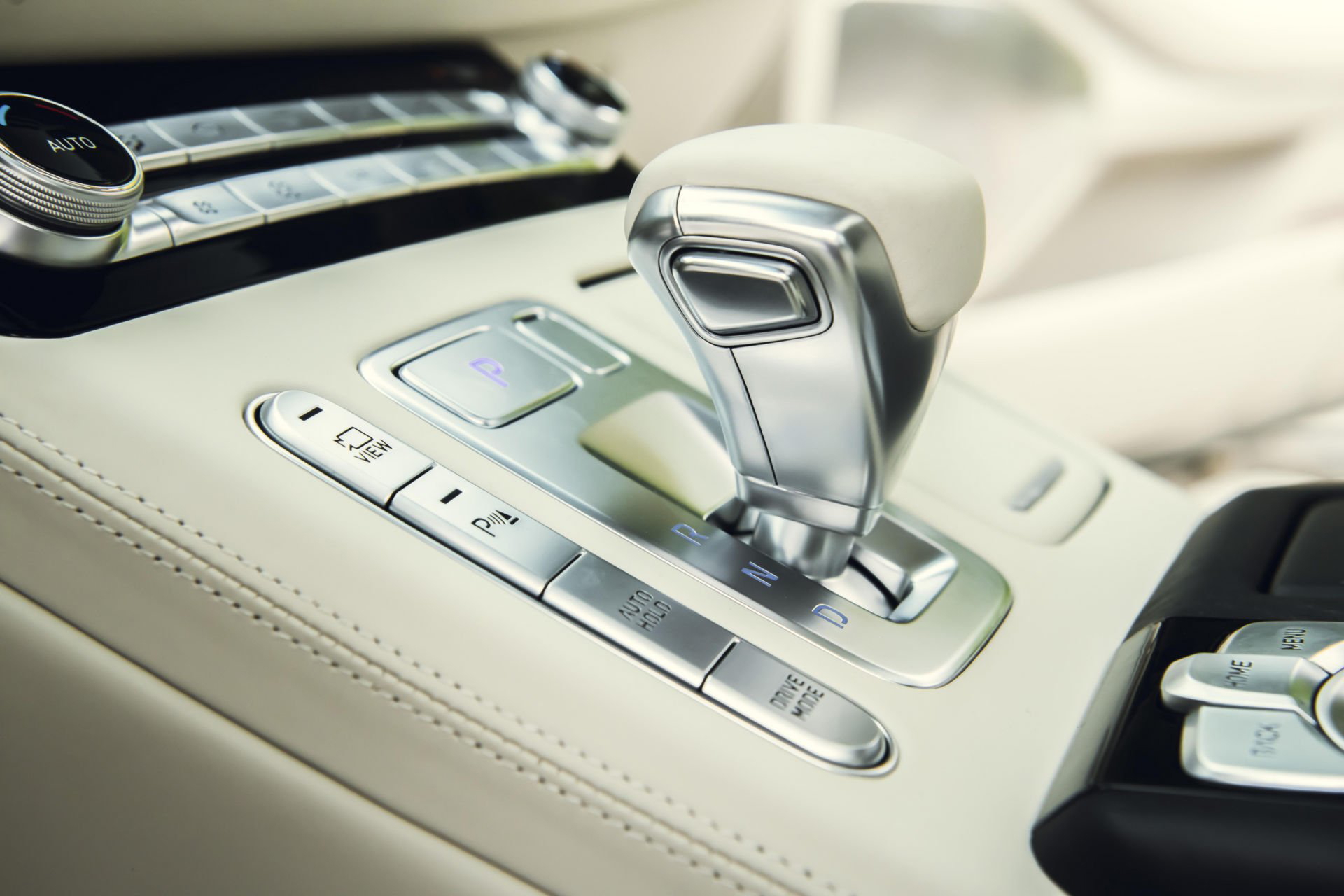 Genesis G90 2020 10