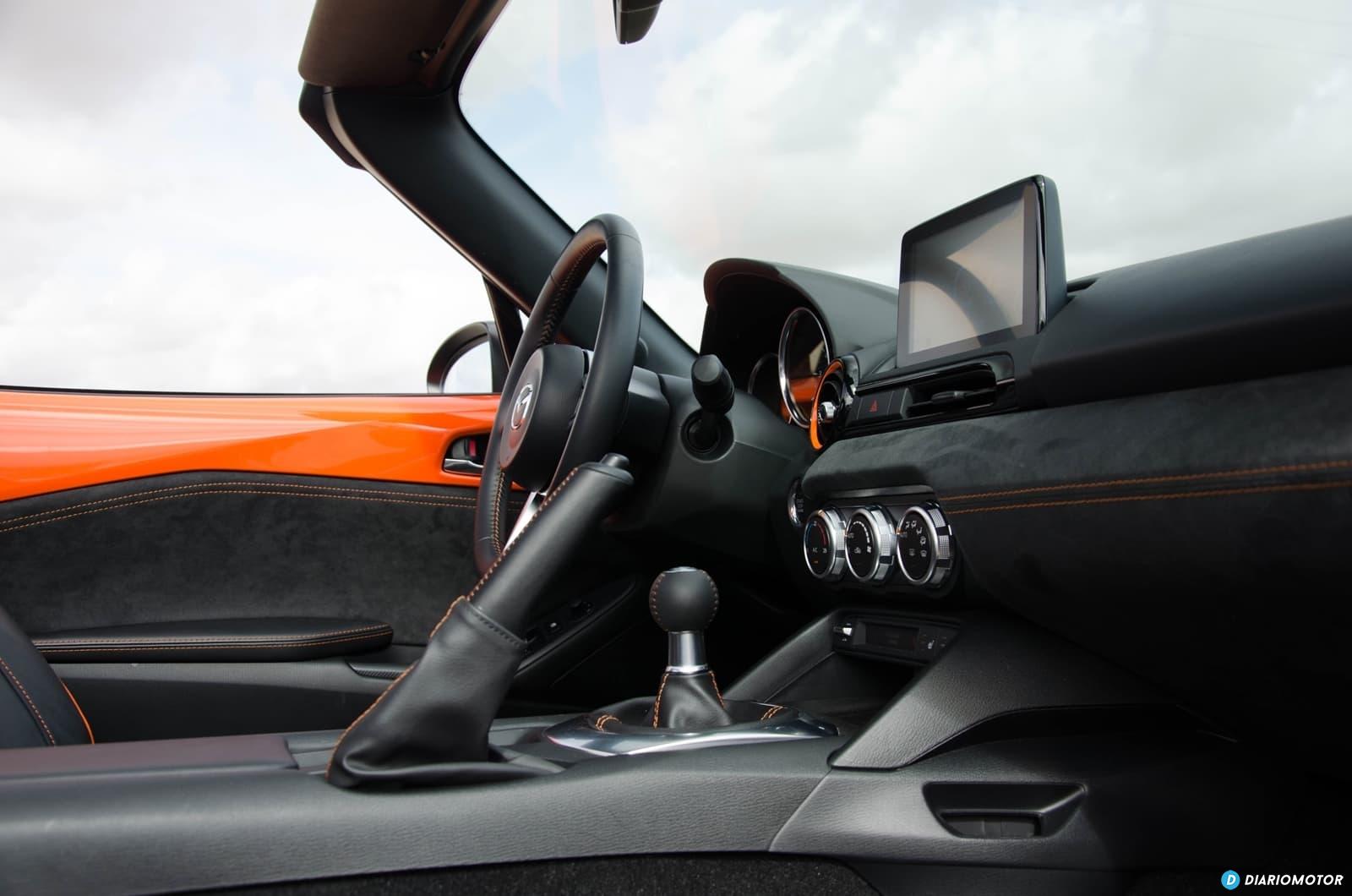 Mazda Mx 5 30th Dcd 1019 020