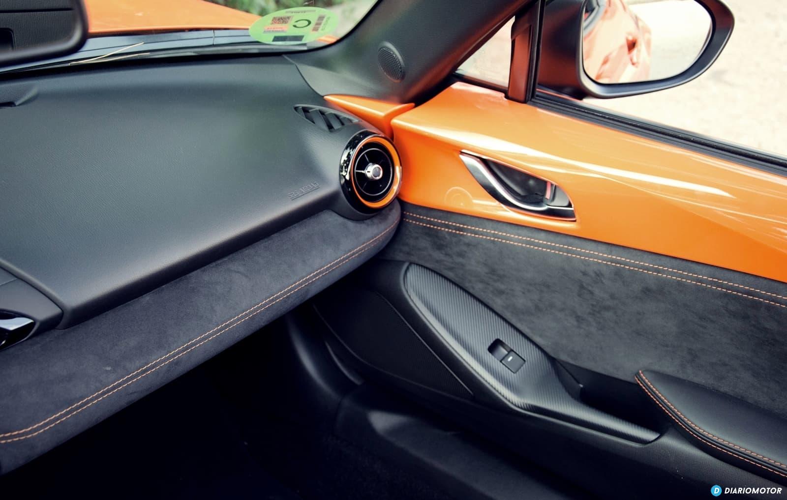 Mazda Mx 5 30th Dcd 1019 047