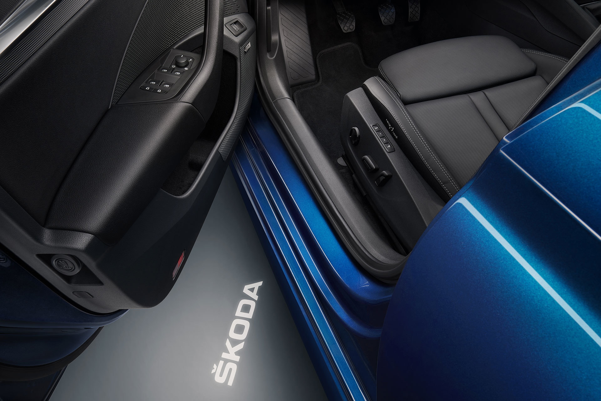 Skoda Octavia 2020 Azul 06