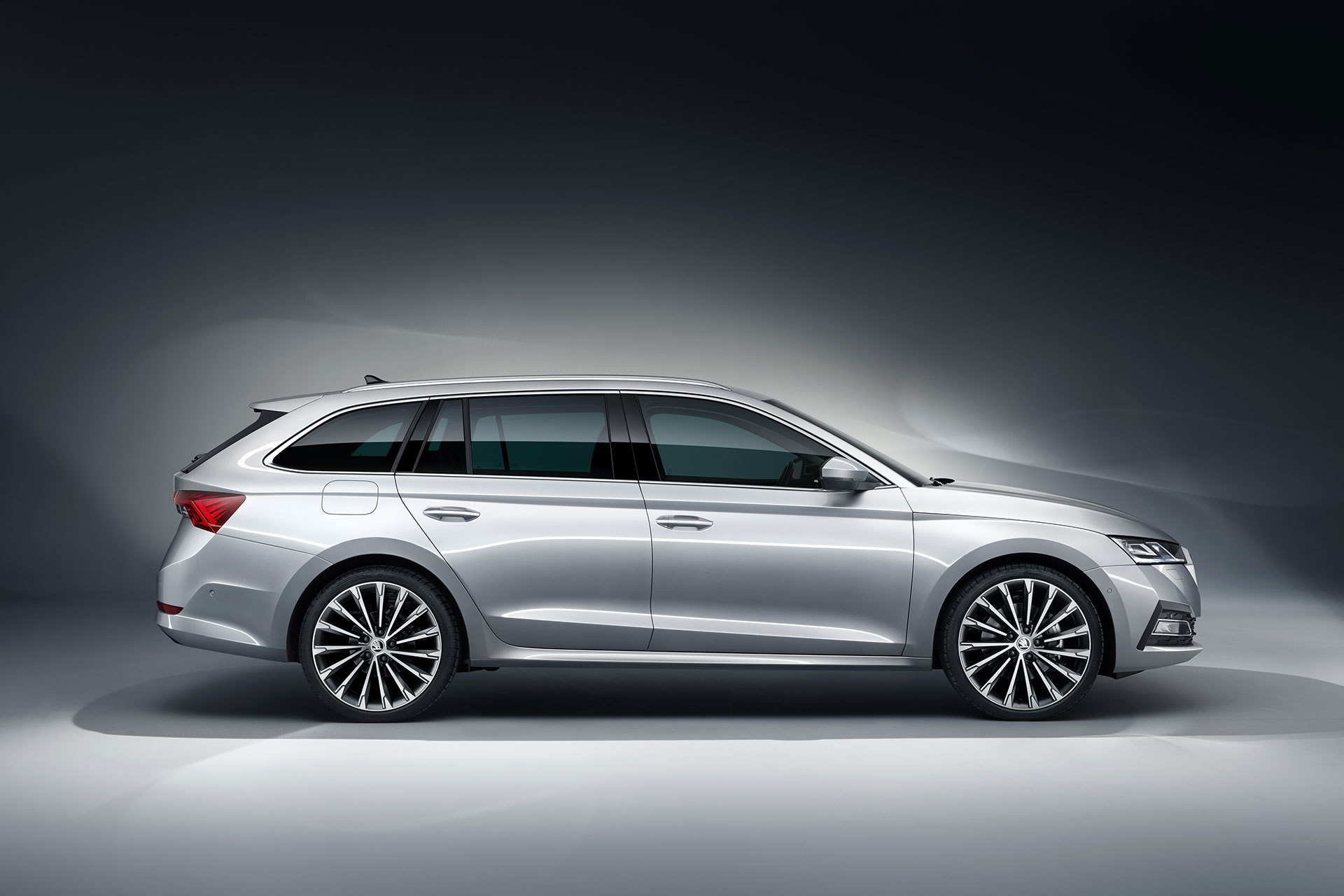 Skoda Octavia 2020 Gris 05