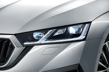 Skoda Octavia 2020 Gris 10