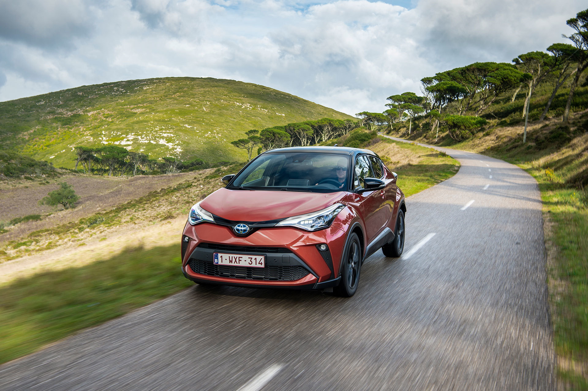 Toyota C Hr 2020 Naranja Movimiento 10
