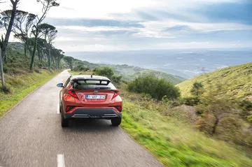 Toyota C Hr 2020 Naranja Movimiento 11