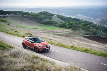 Toyota C Hr 2020 Naranja Movimiento 13